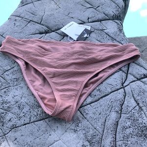 O’NEIL (L) Textured Banded Rose Saltwater Solids swim bottom